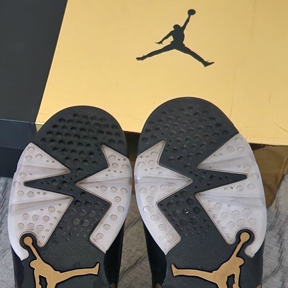 Jordan 6 Retro